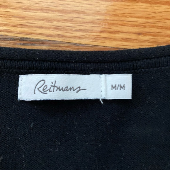 BLACK AND WHITE 3/4 SLEEVE SWEATER - Picture 3 of 3